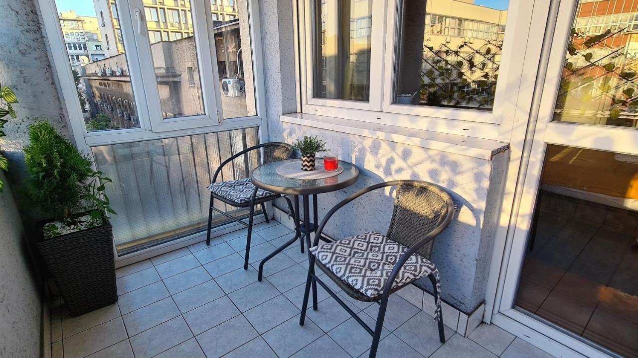Windows City Apartment Beograd Ngoại thất bức ảnh
