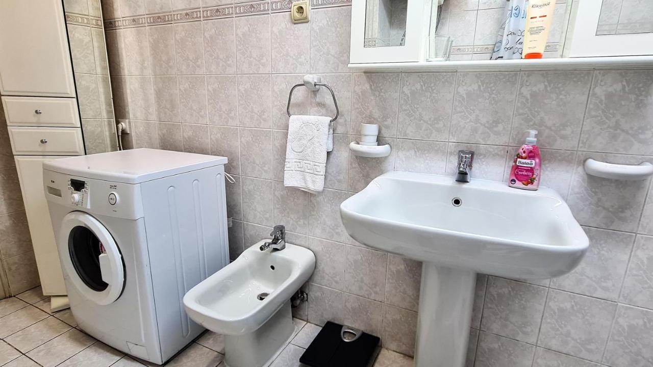 Windows City Apartment Beograd Ngoại thất bức ảnh