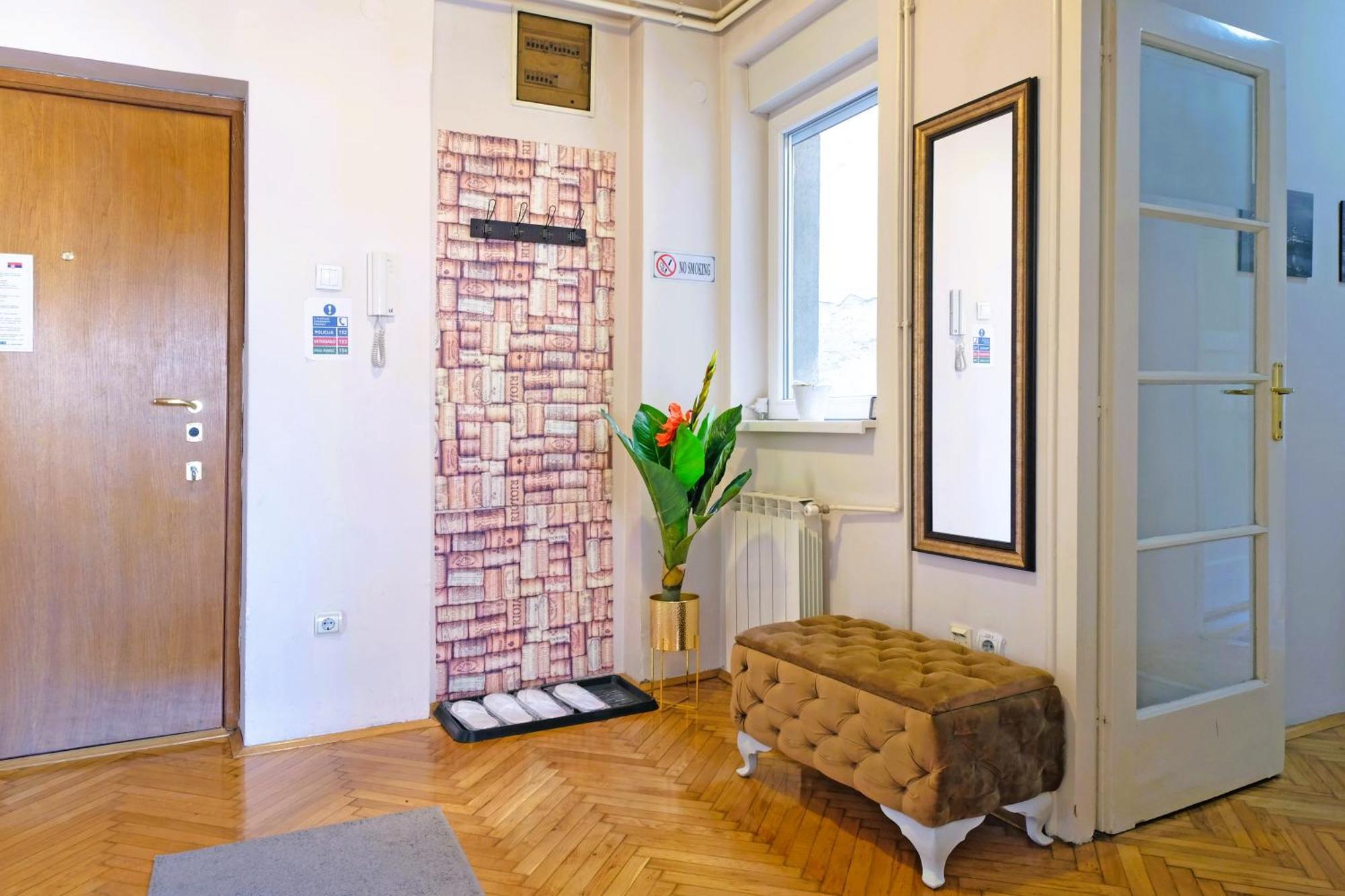 Windows City Apartment Beograd Ngoại thất bức ảnh