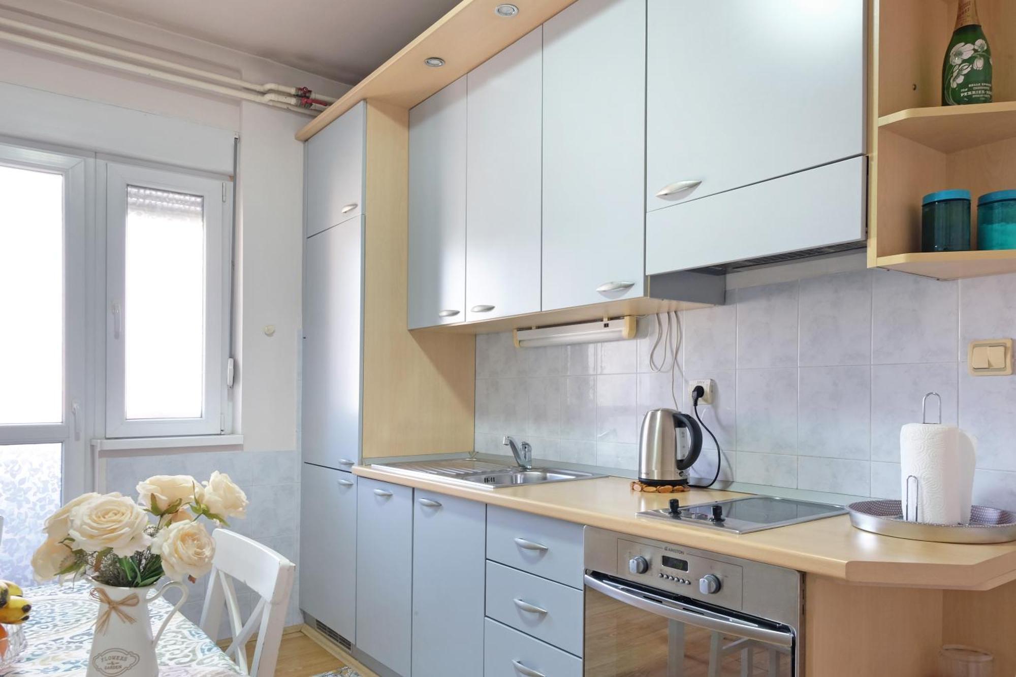 Windows City Apartment Beograd Ngoại thất bức ảnh